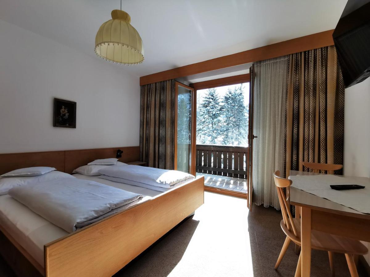 Hotel La Plaza 코르바라 인 바디아 외부 사진