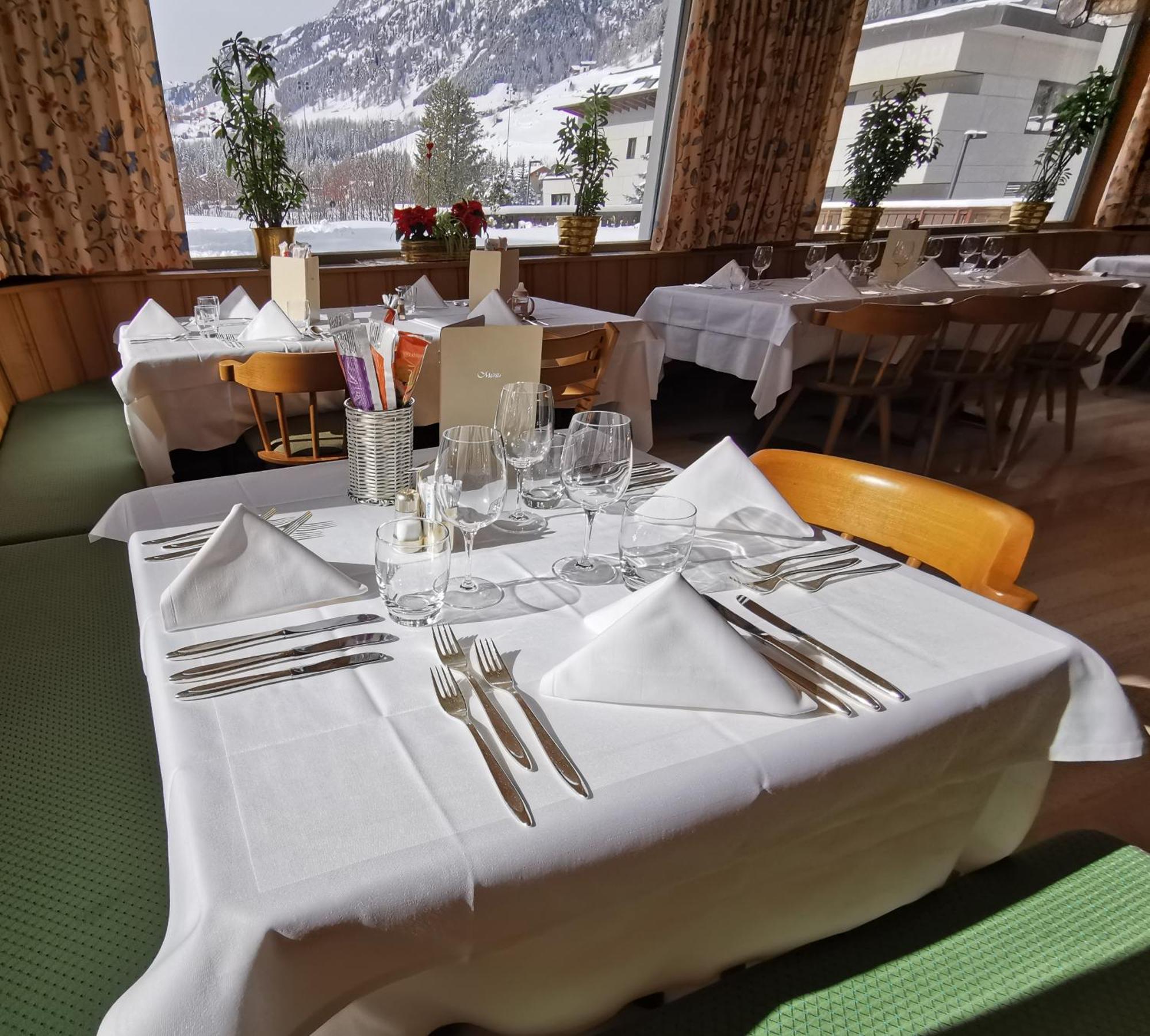 Hotel La Plaza 코르바라 인 바디아 외부 사진