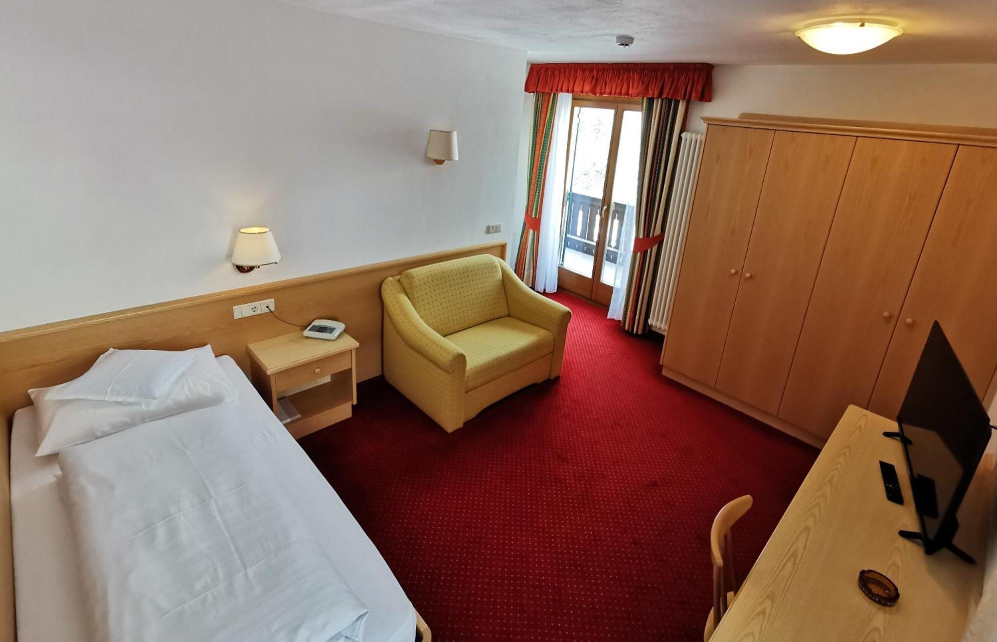 Hotel La Plaza 코르바라 인 바디아 외부 사진
