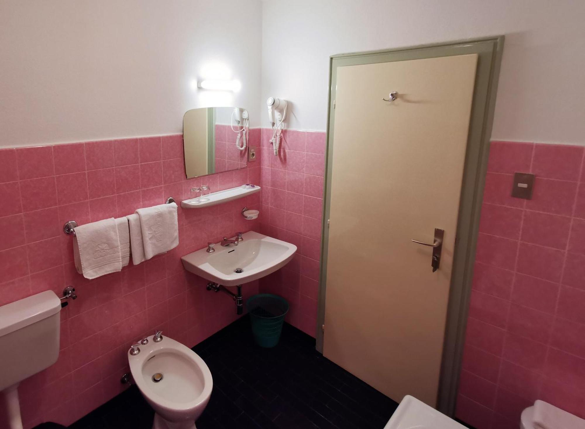 Hotel La Plaza 코르바라 인 바디아 외부 사진