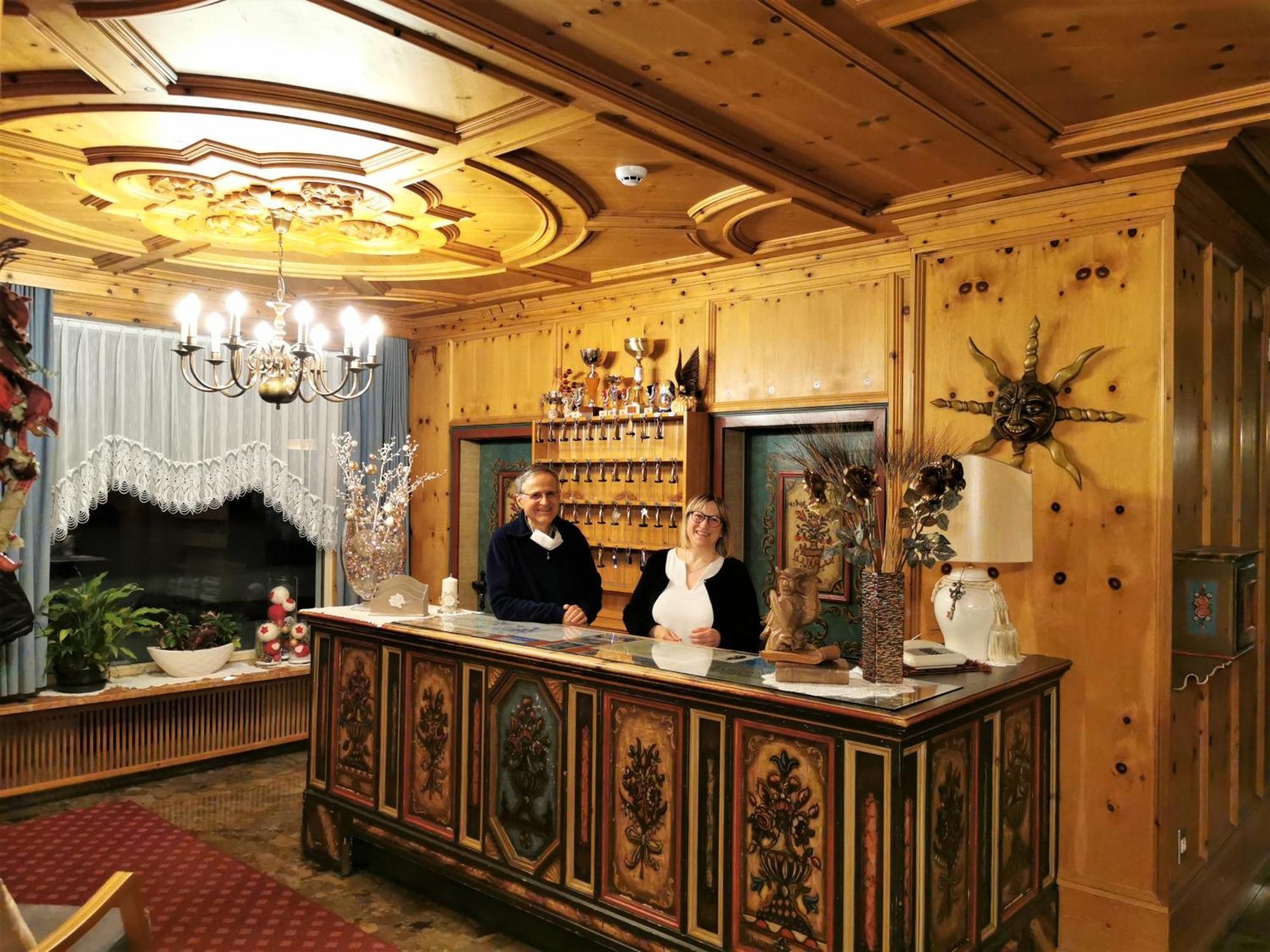 Hotel La Plaza 코르바라 인 바디아 외부 사진